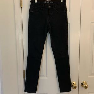 Old Navy skinny black jeans.